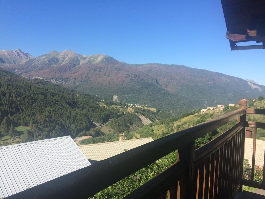 Le Chateau Des Orres Apartment Les Orres Luaran gambar
